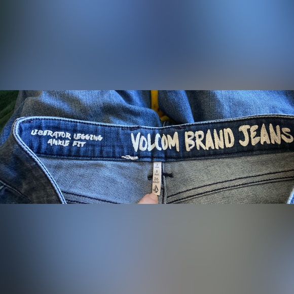 Volcom Brand Jeans Uberator Ankle Fit EUC Size 3 - Picture 4 of 4